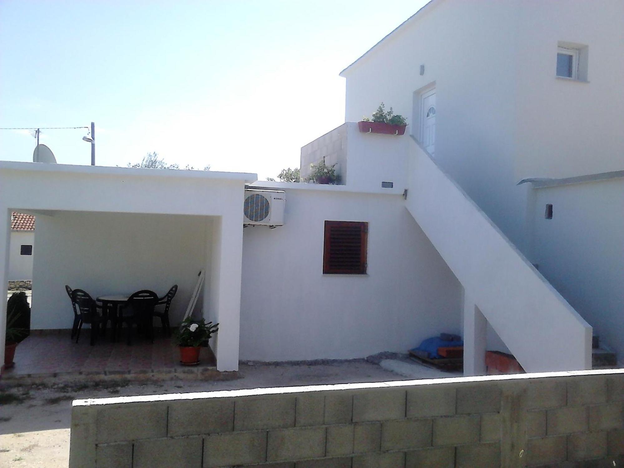 Emily Apartman Nin